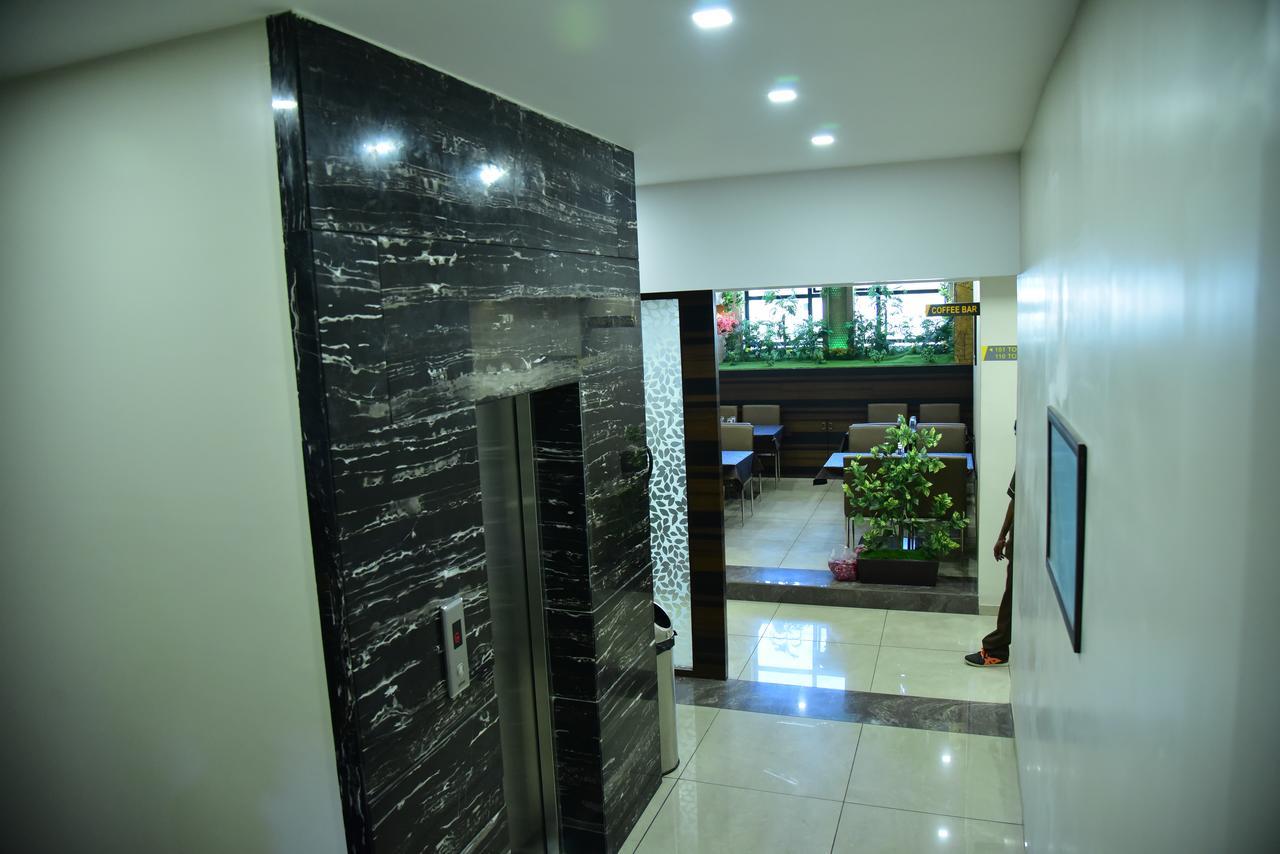 Hotel Ahmedabad Inn Exterior foto
